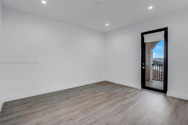 Building Photo - 4309 SW 176th Ave