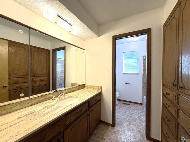 Building Photo - 5005 Colfax Pl