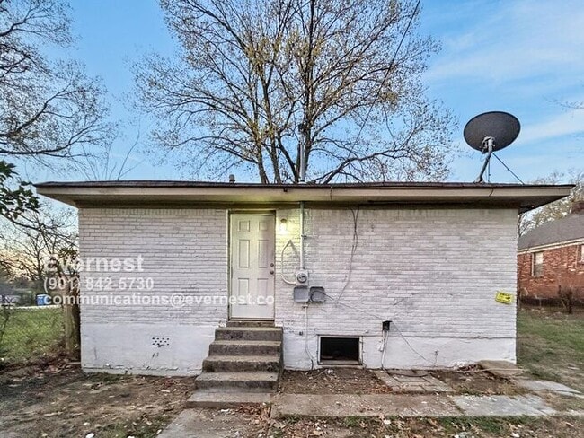 Building Photo - 1470 Ethlyn Ave