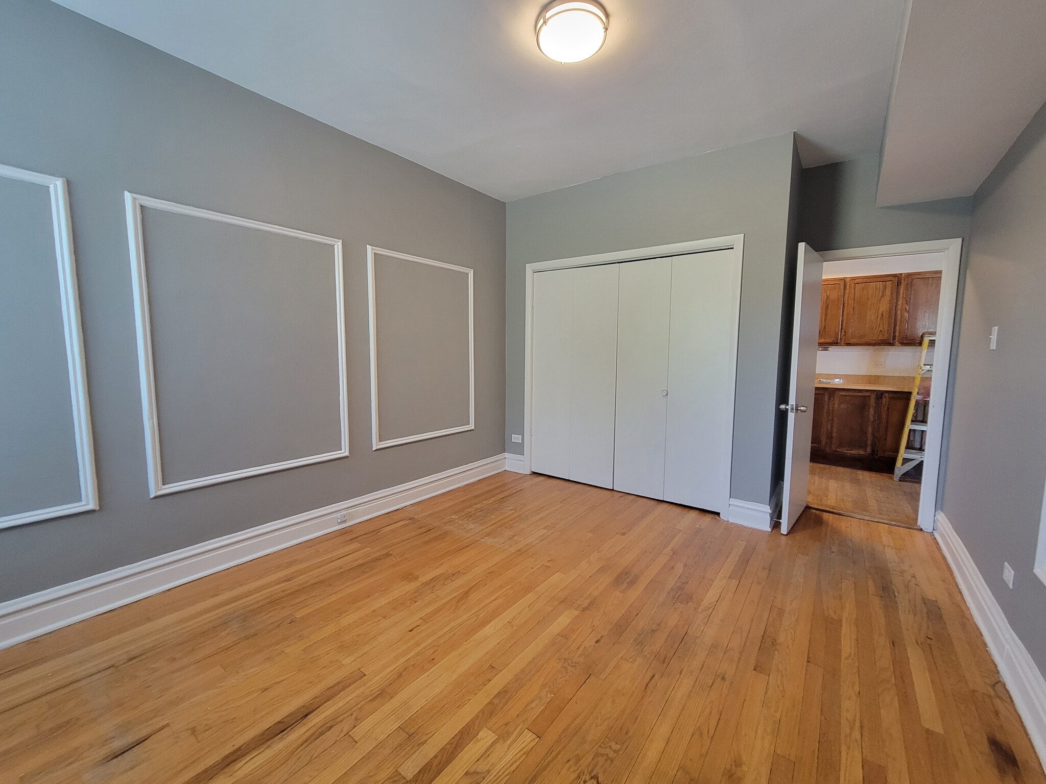 Building Photo - 1205 W Farwell Ave