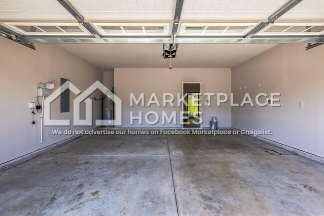 Building Photo - 185 Swinton Pond Rd