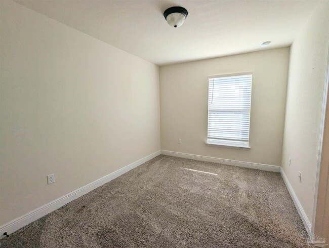 Building Photo - 4385 Village Oak Ln