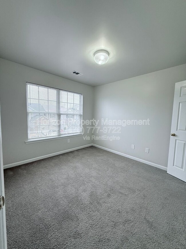 Building Photo - 4506 Yellow Sash Ct