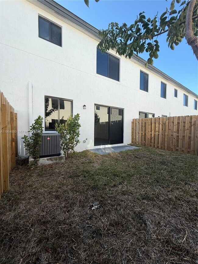 Building Photo - 34479 SW 191st Ave