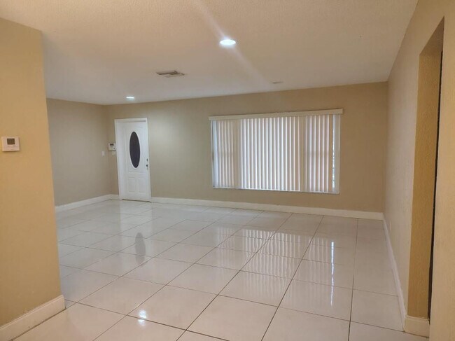 Building Photo - 7101 NW 97th Ave