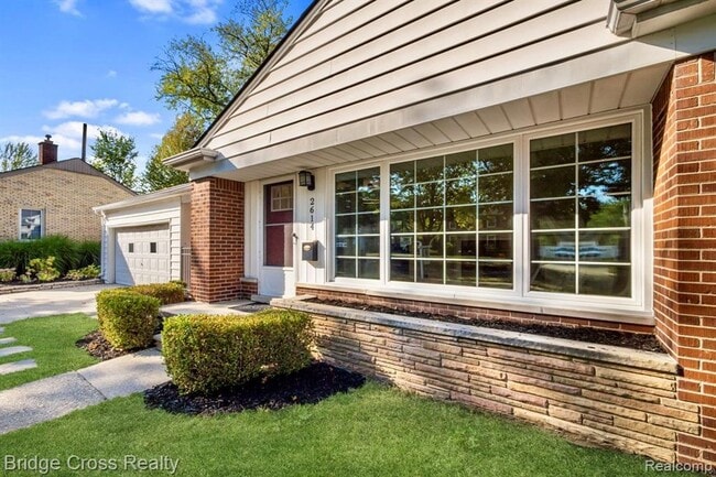 Building Photo - 2614 Essex St