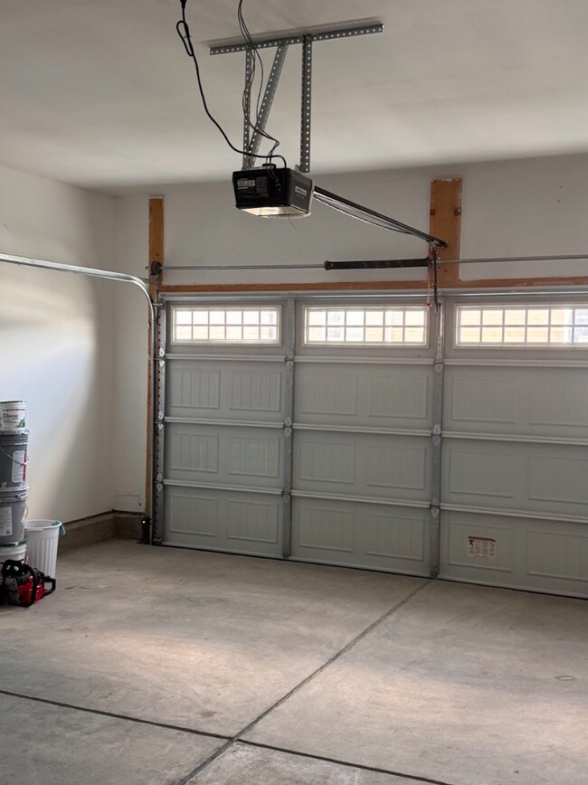 Building Photo - 204 Delamere Dr