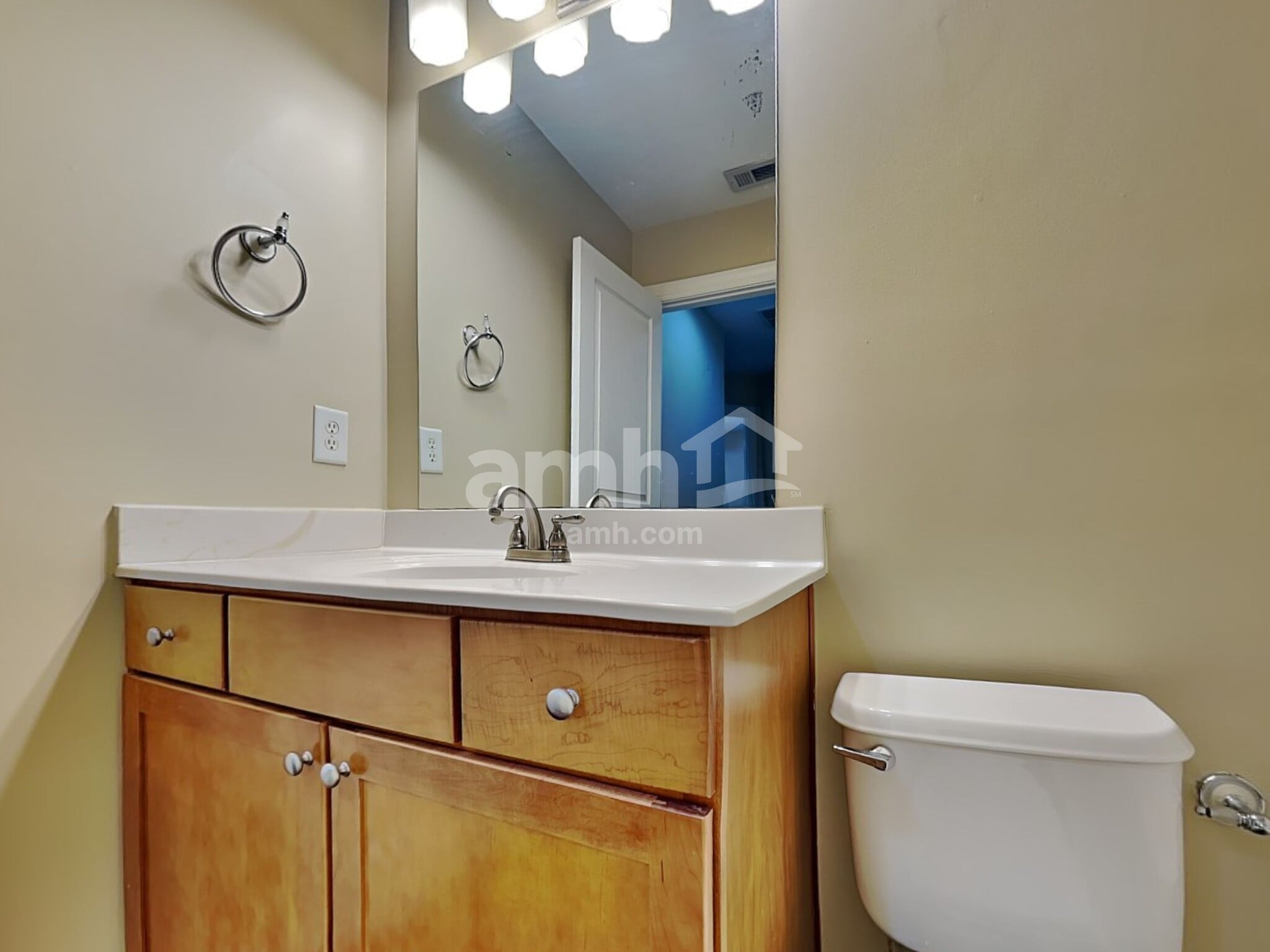 Building Photo - 7860 Keepsake Ln