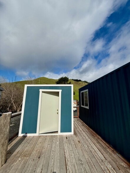 Building Photo - 29960 CA-116