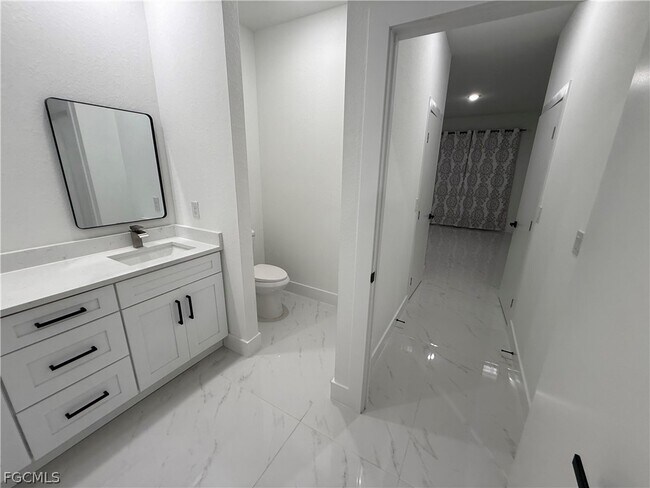 Building Photo - 3311 72nd St W