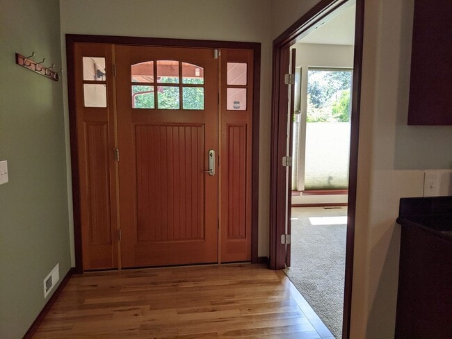 Building Photo - 3 Bd., 1.75 Ba., Rambler Style Home