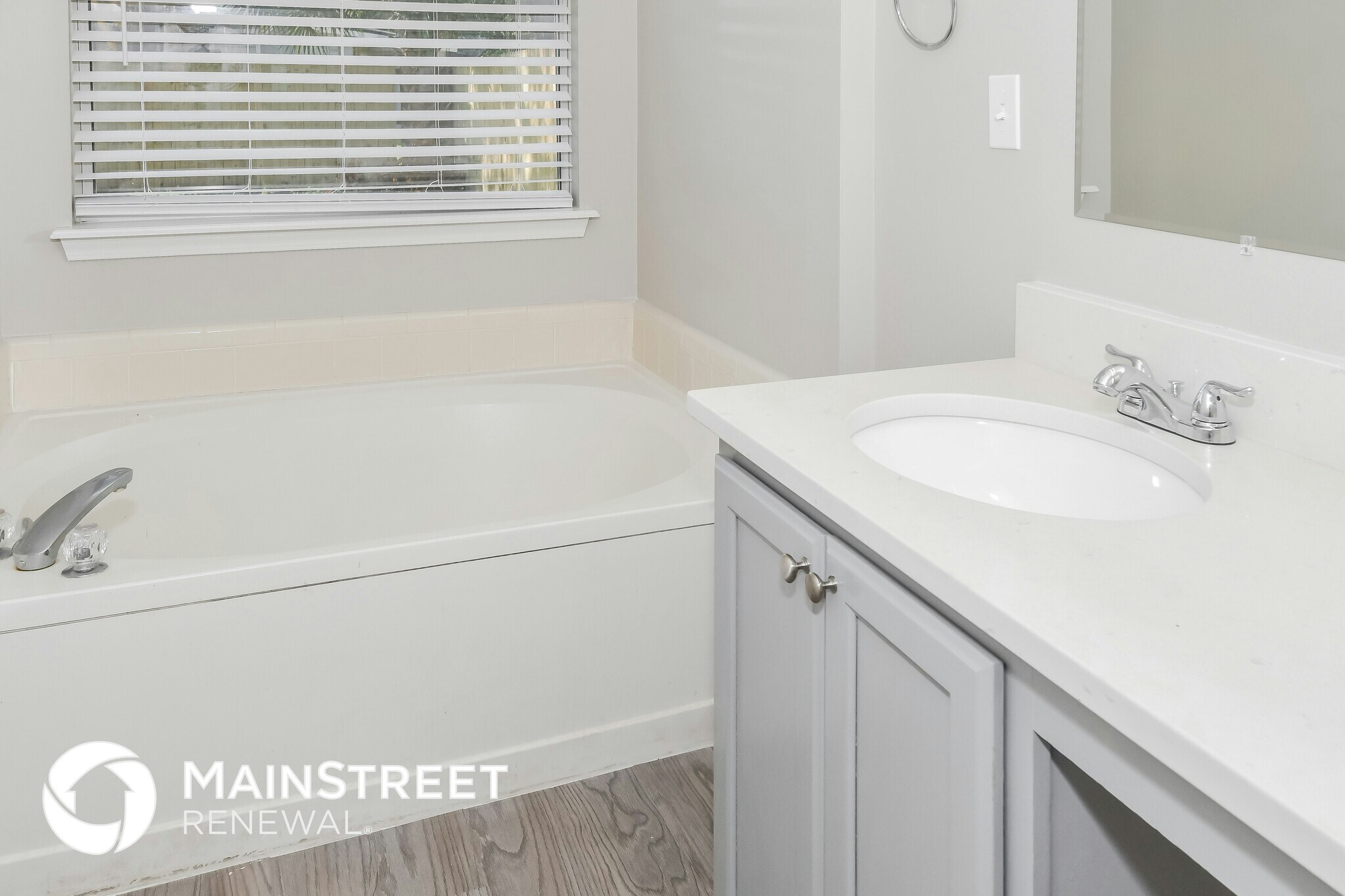 Building Photo - 5948 Wentworth Cir S