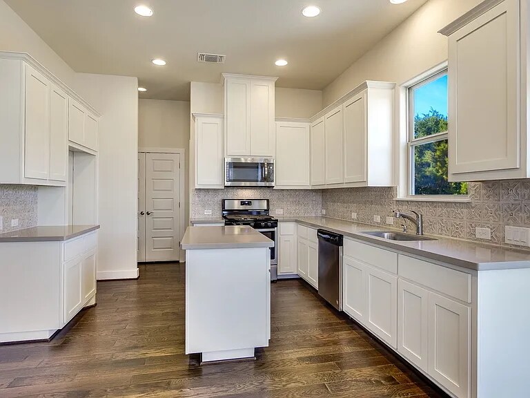 Building Photo - 12230 Cottage Promenade Ct