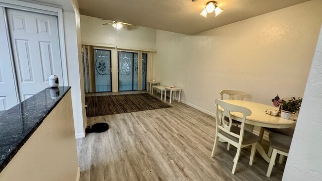 Building Photo - 7200 SW 8th Ave