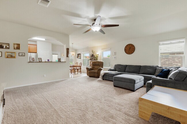 Building Photo - 503 Coby Dr