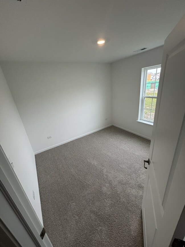 Building Photo - 7707 Nightshade Ln