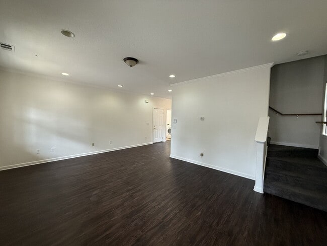 Building Photo - Spacious 4 Bedroom 2 Bath Home Nestled in ...