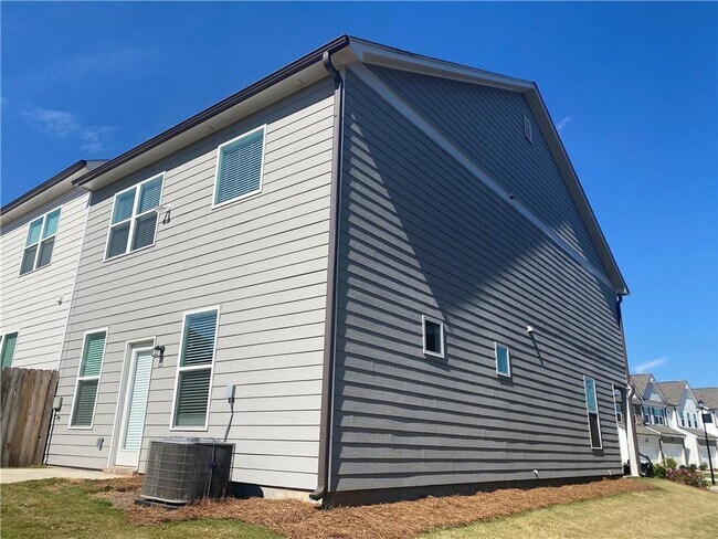 Building Photo - 3831 Brookburn Pk