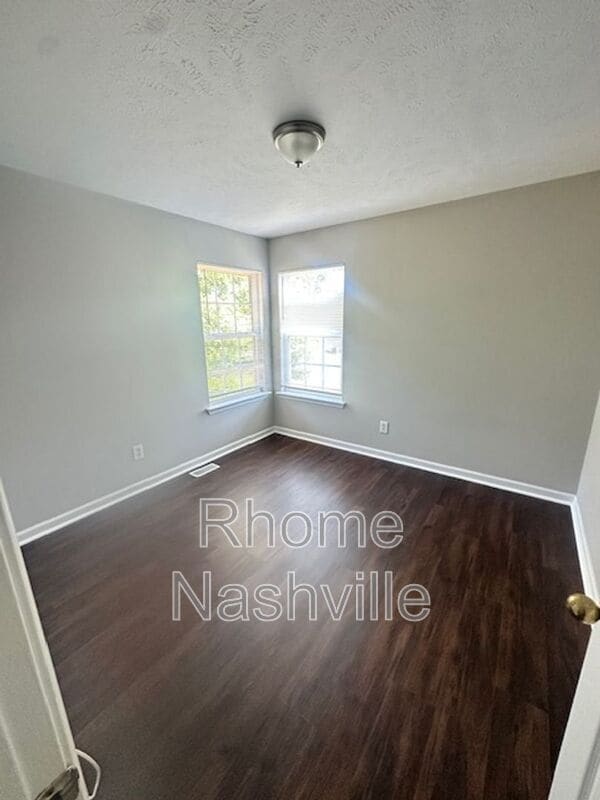 Building Photo - 1508 Chestnut Oak Dr