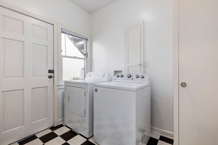 dryer and washer - 439 S Palm Dr