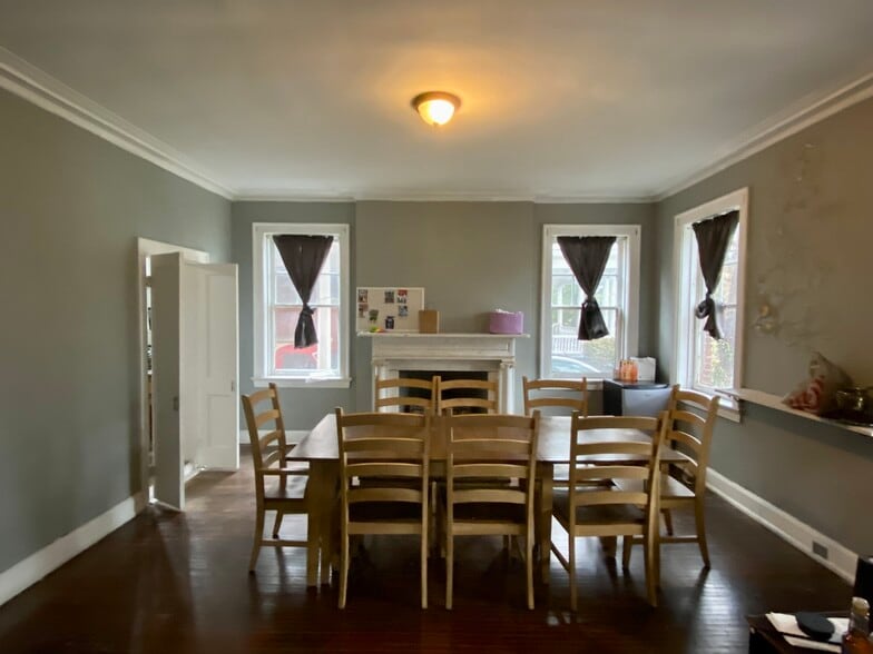 Dinning Room - 1500 5th Ave
