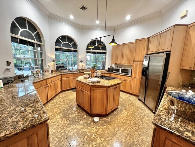 Building Photo - 2050 Windsock Way