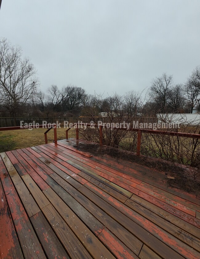 Building Photo - 1369 E 67th St