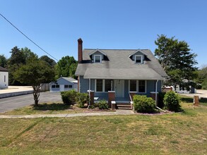 Building Photo - 1541 Ebenezer Rd