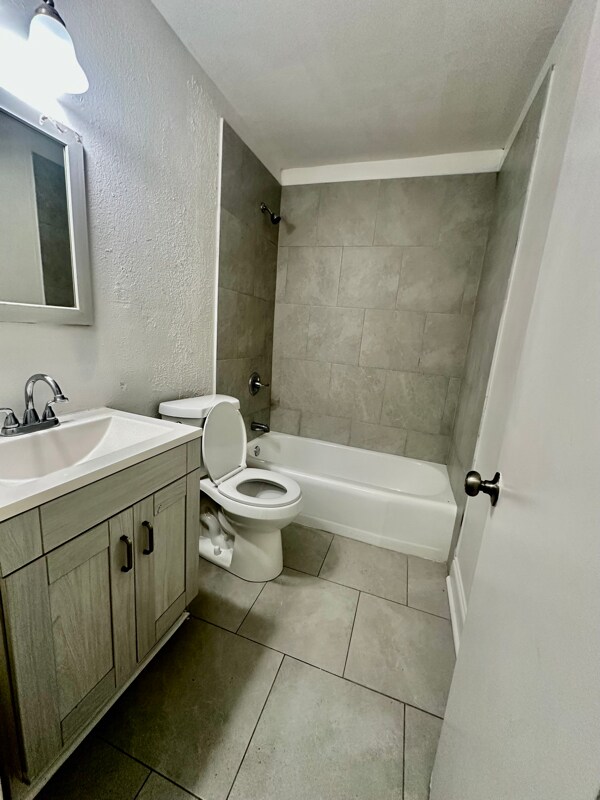 Building Photo - 3262 Wyoming St