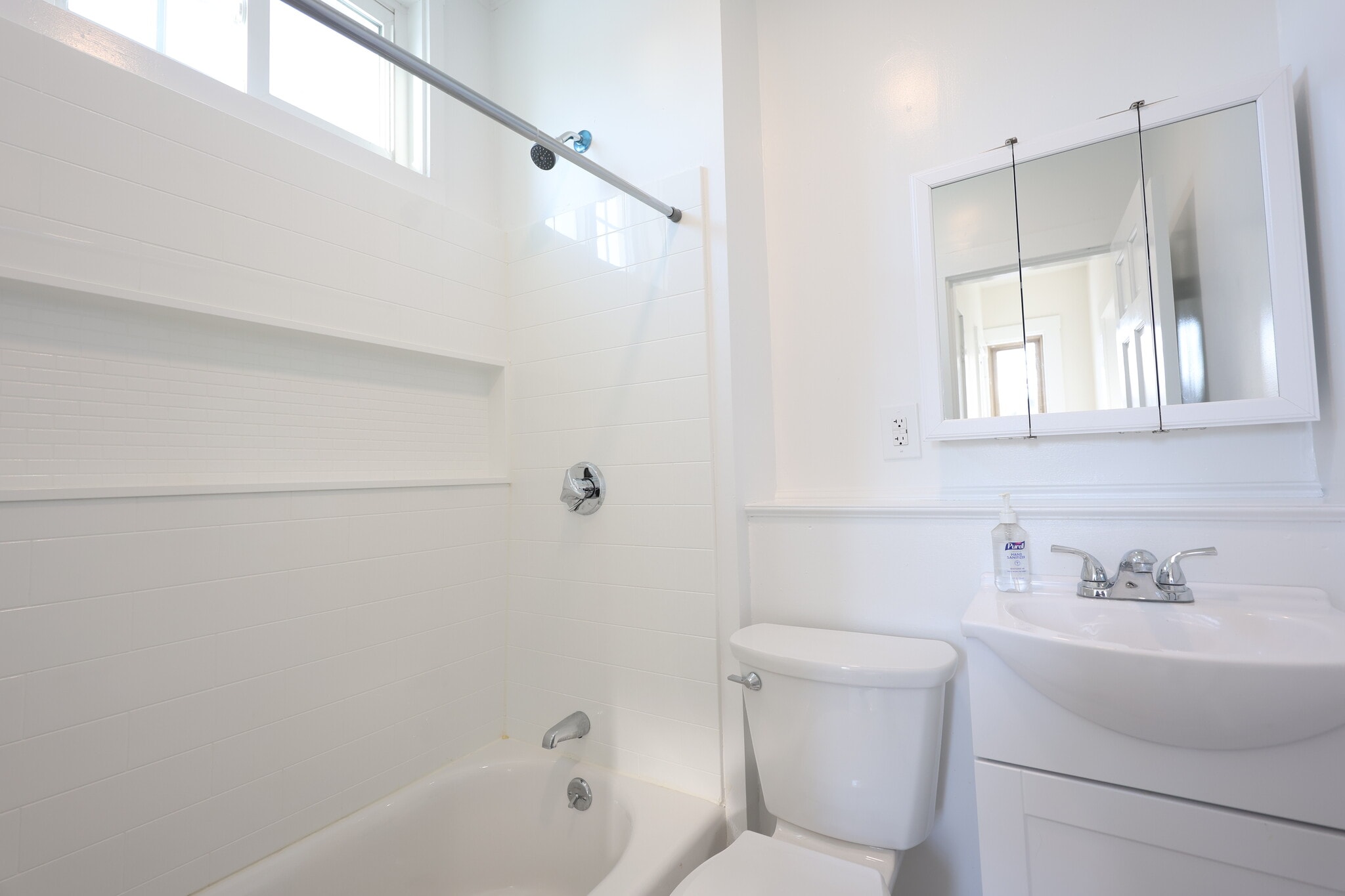 Building Photo - 31 June St