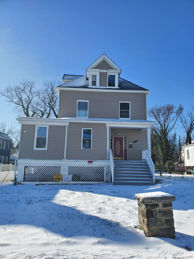 Building Photo - 3617 Springdale Ave