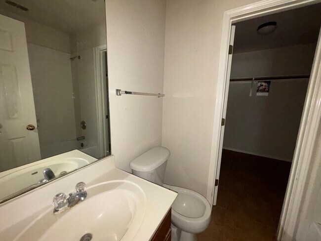 Building Photo - 17414 College Port Dr