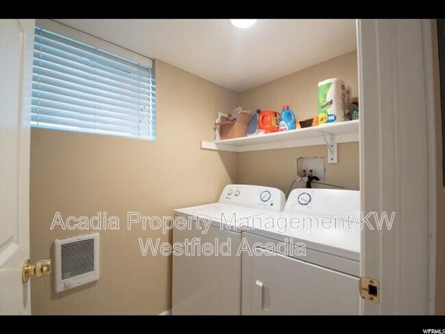 Building Photo - 137 E 600 N