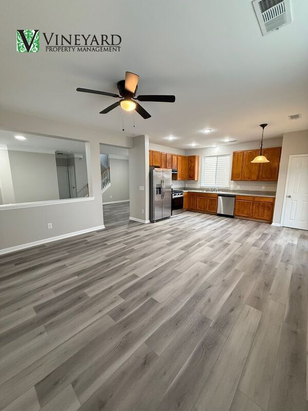Building Photo - 116 Silver Bow Ln