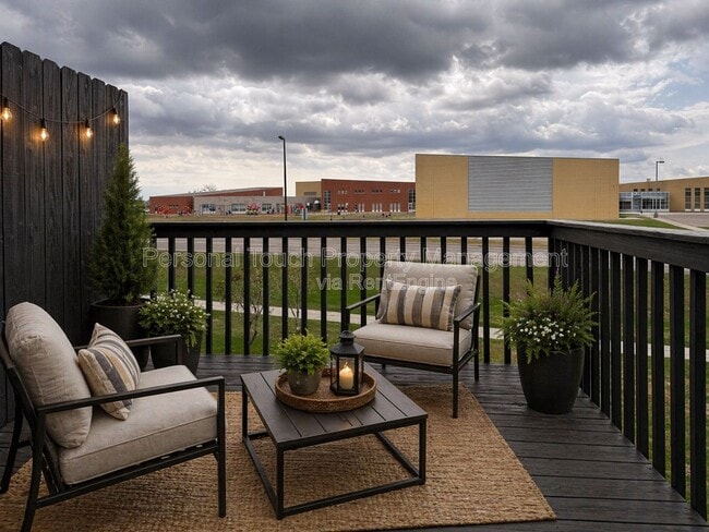 Building Photo - 1143 39th Ave S