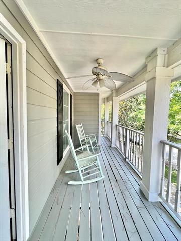 Building Photo - 1036 Providence Blvd