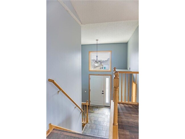 Building Photo - 2112 Blake Ave