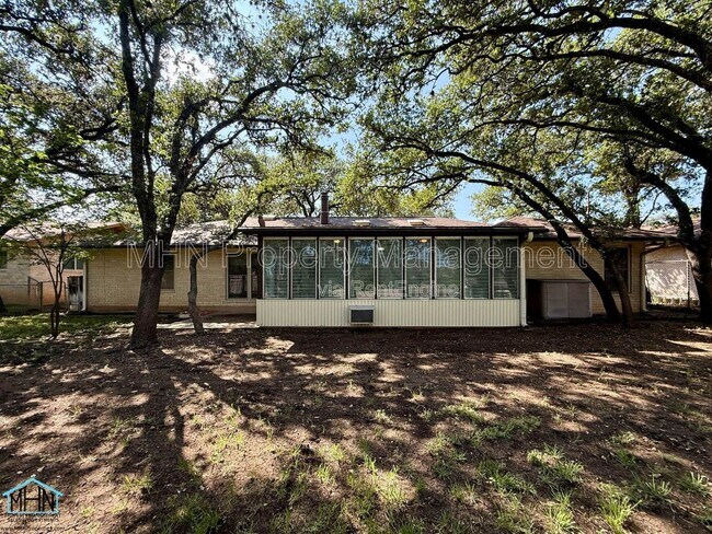 Building Photo - 7010 Forest Way St