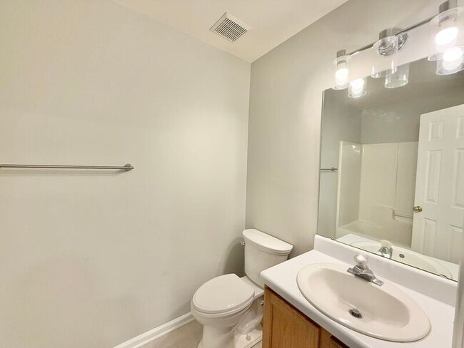 Building Photo - 119 Percheron Dr