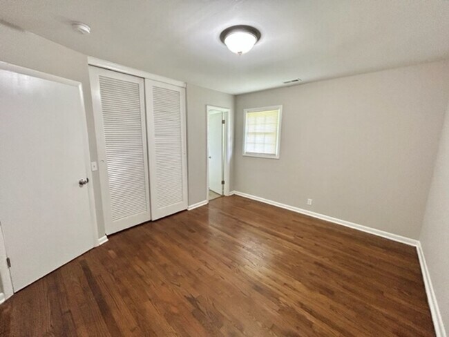 Building Photo - NEWLY RENOVATED - THREE BED/TWO BATH RANCH...