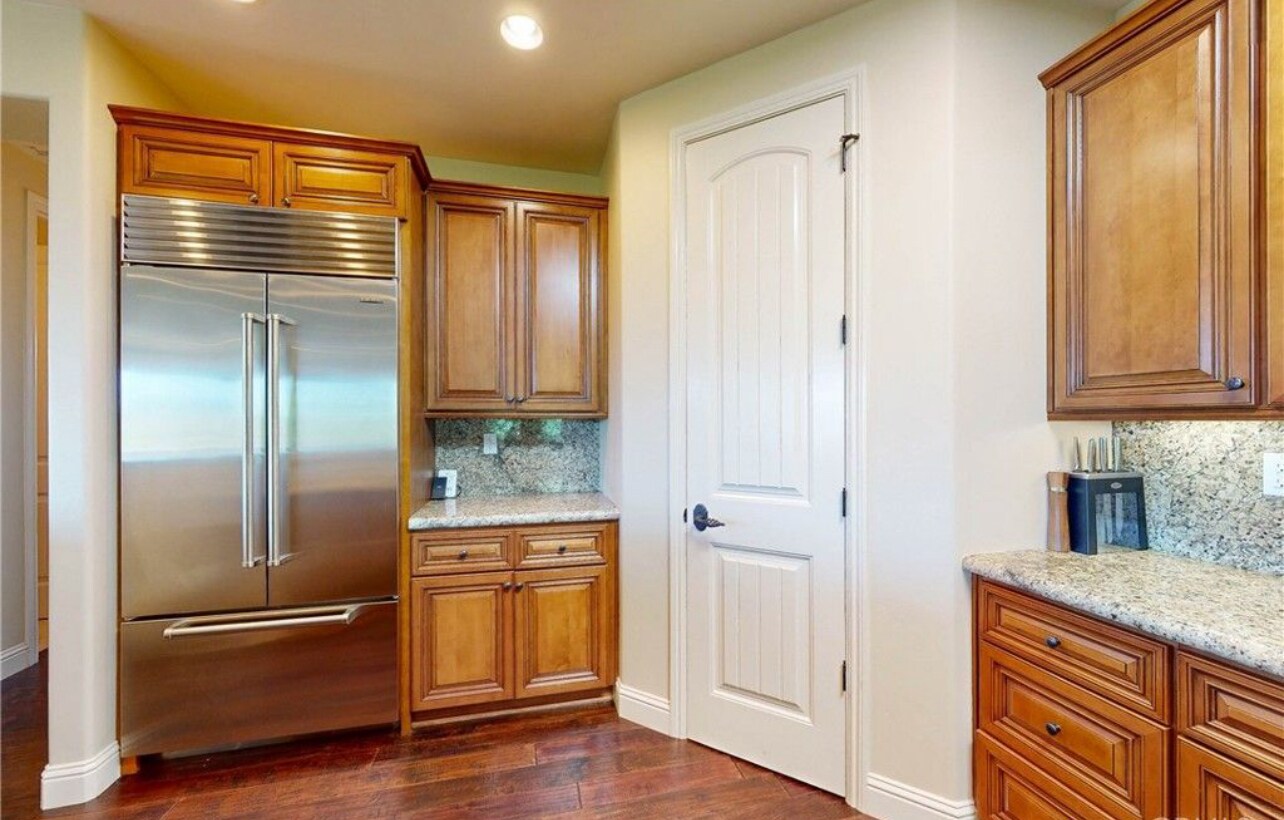 Building Photo - 5595 Tanbark Ct
