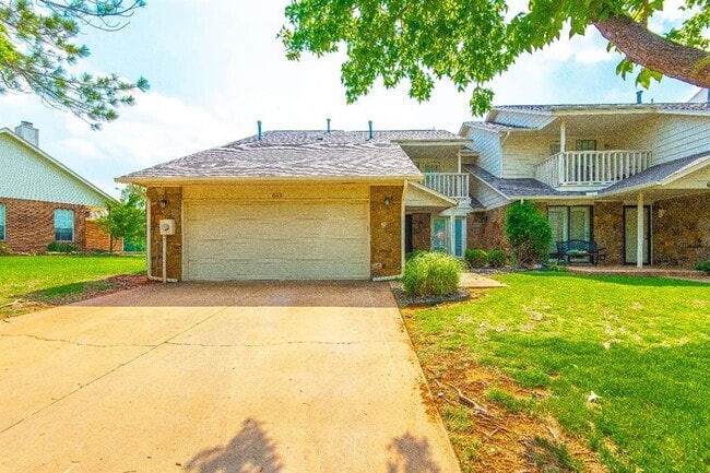 Building Photo - 613 Doe Trail