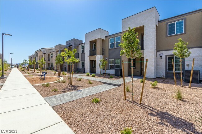 Building Photo - 1131 Tektite Ave