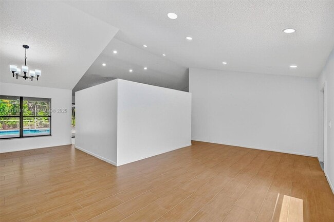 Building Photo - 9721 Majestic Way