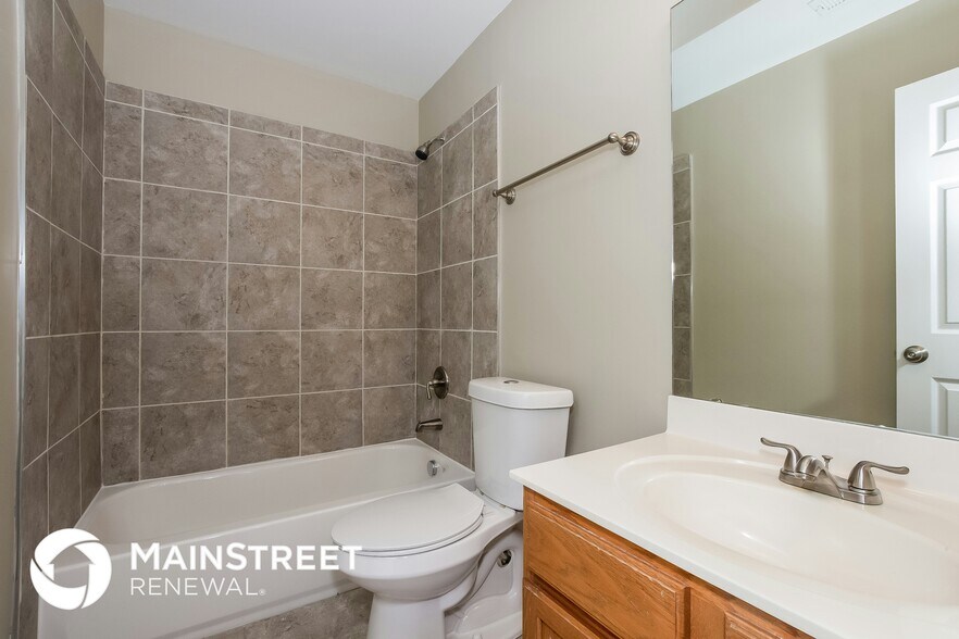 Building Photo - 6209 Forest Pond Dr