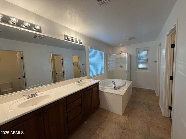 Building Photo - 1709 S Constellation Way