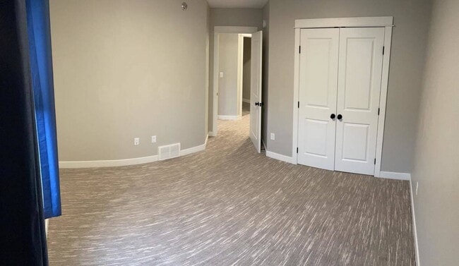 Building Photo - 5853 41st St S