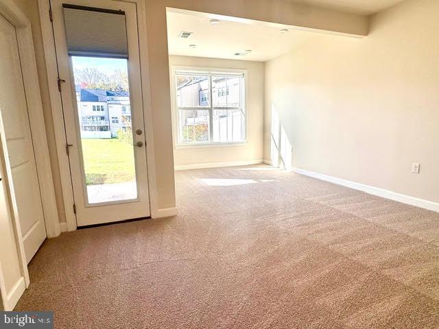 Building Photo - 3822 Rainier Dr