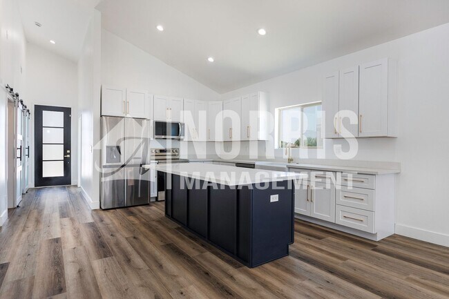 Building Photo - Brand New Home with Beautiful Updates!