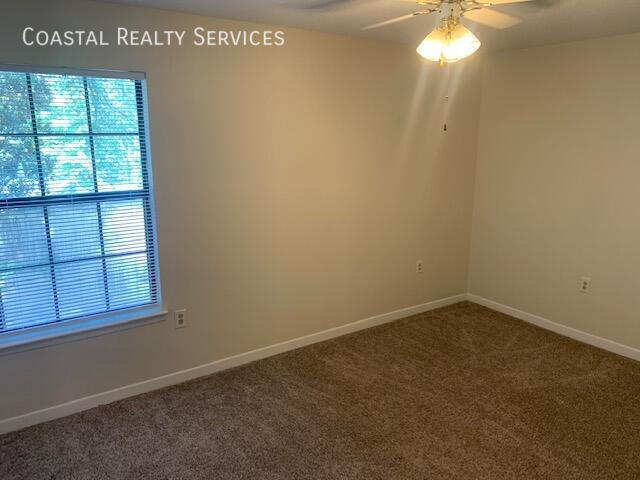 Building Photo - 229 Carmel Dr